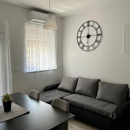 Apartments Dobrenic Водице Екстер'єр фото