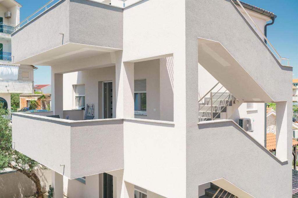 Apartments Dobrenic Водице Екстер'єр фото
