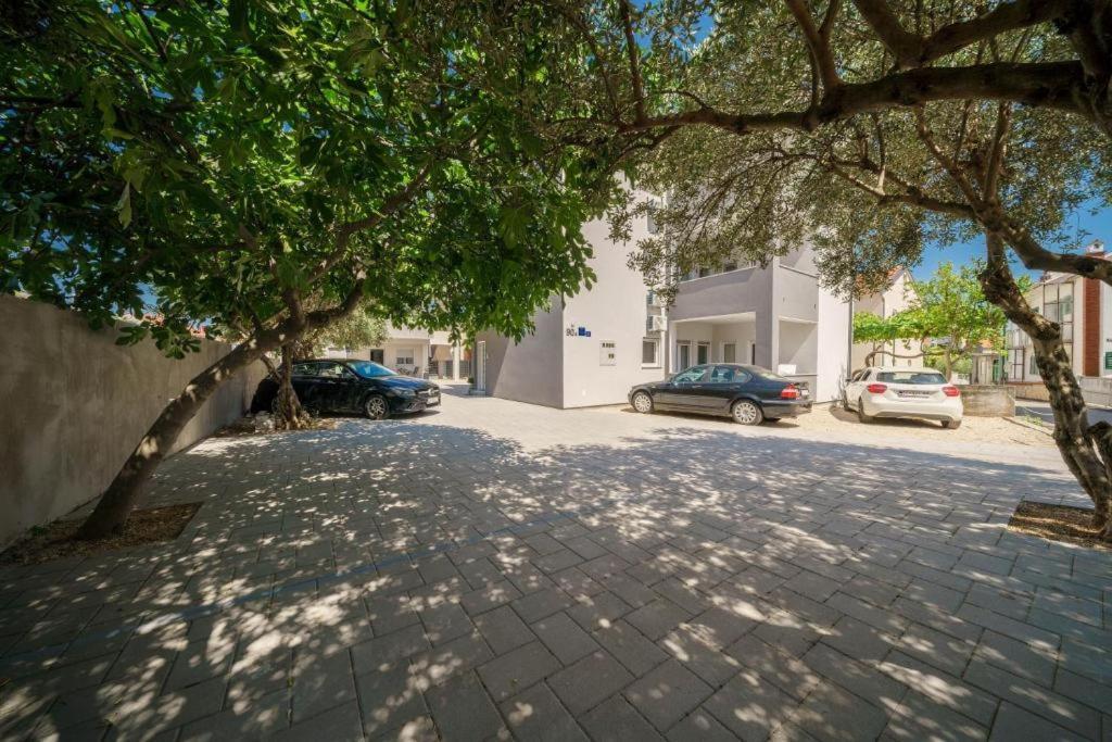 Apartments Dobrenic Водице Екстер'єр фото